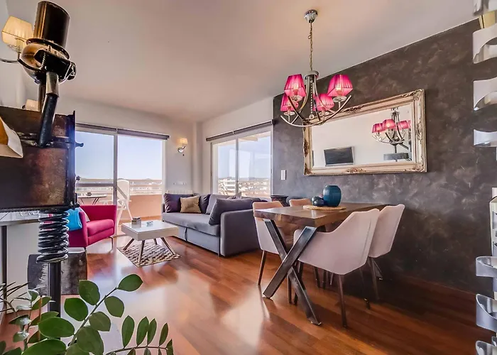 Apartment 135 - Beachfront With Pool, Fuengirola! Fuengirola