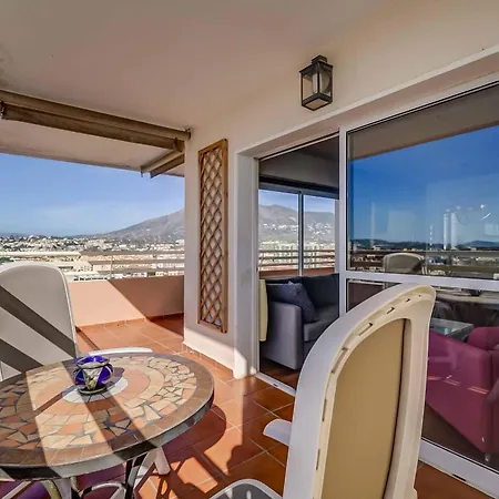 135 - Beachfront With Pool, Fuengirola! 푸엔히롤라
