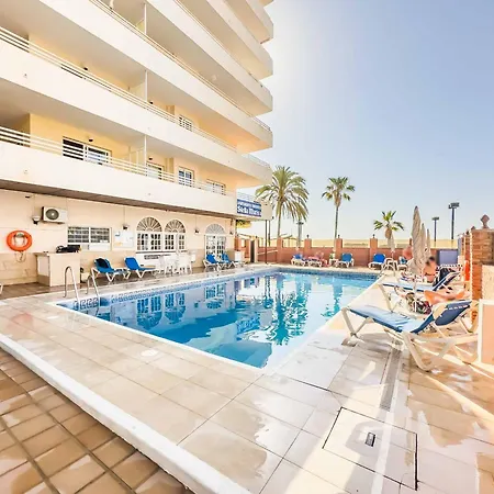 135 - Stunning Beachfront With Pool, Fuengirola!